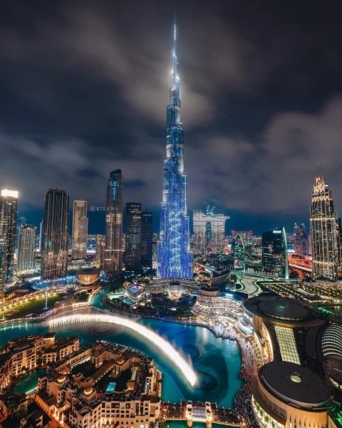 V Hotel Dubai, Curio Collection by Hilton